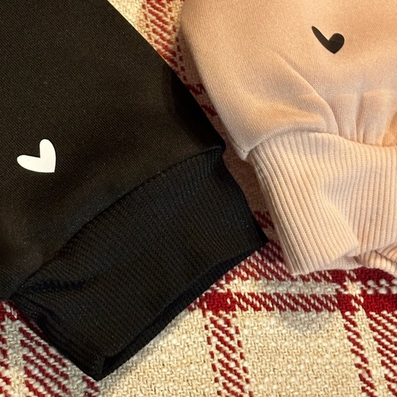 Women’s size medium sweatshirt - Picture 2 of 3